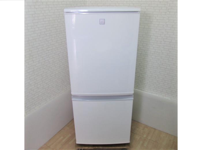 シャープ 2ドア 冷蔵庫 2012年製 137L 取説有り 単身用 小家族用 