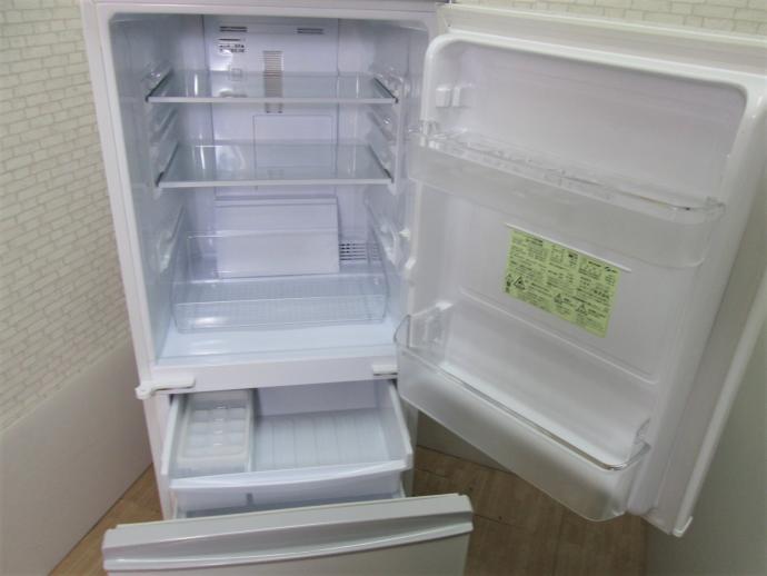 シャープ 2ドア 冷蔵庫 2012年製 137L 取説有り 単身用 小家族用 